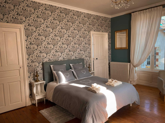 Bedroom 4, Château Maranne, Deux-Sèvres