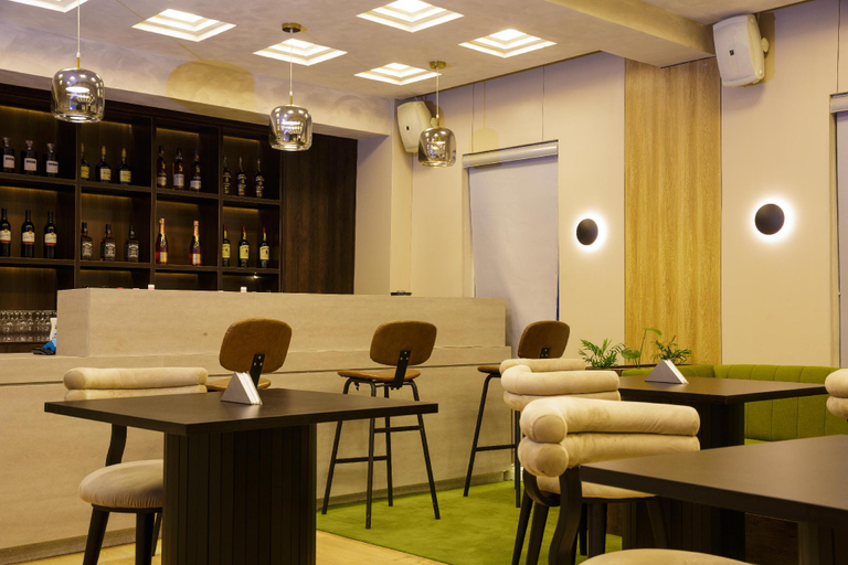 Food & Drinks 3, Mr Bay Hotel, Agege