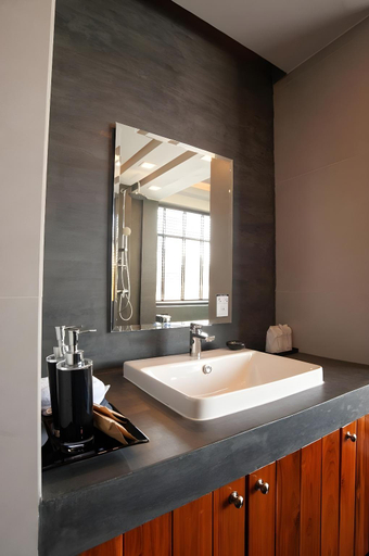 Bathroom 4, Montoro Resort @Nongyaplong, Nong Ya Plong