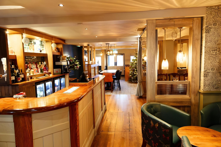 Food & Drinks, Three Horseshoes, Bubbenhall, Warwickshire