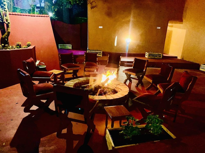 Food & Drinks 4, Babylon Lodge, Moshi Rural