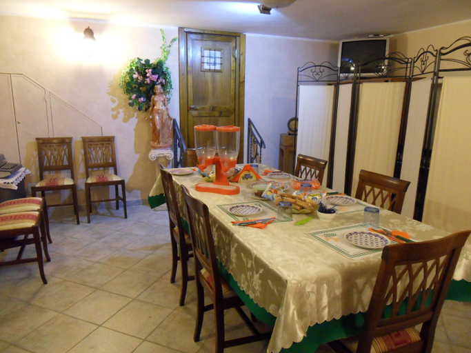 Food & Drinks 5, Di mare e di Sale, Rome