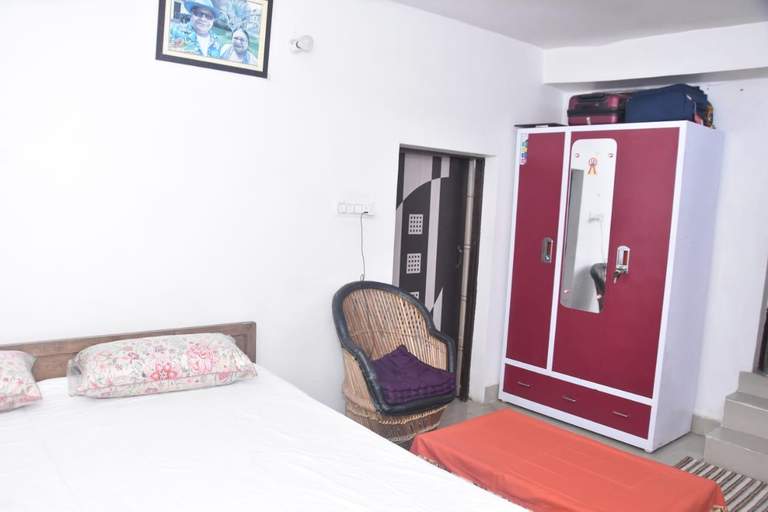 Bedroom 3, Kalrav Kunj Homestay- 3BR Dwarahat BY Homeyhuts, Almora