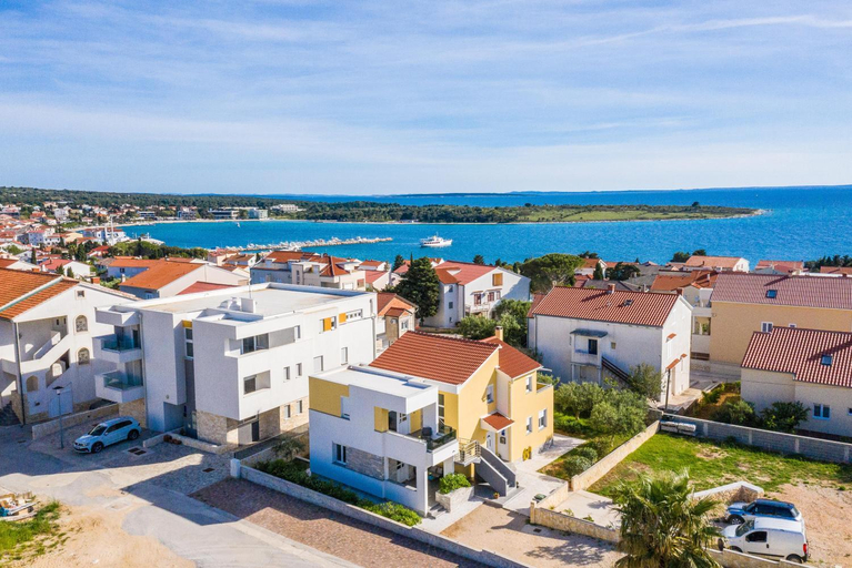 Others 3, Apartments Yellow, Novalja