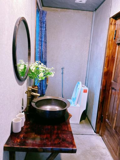 Bathroom 4, Lagom Bắc Hà Farmstay, Bắc Hà