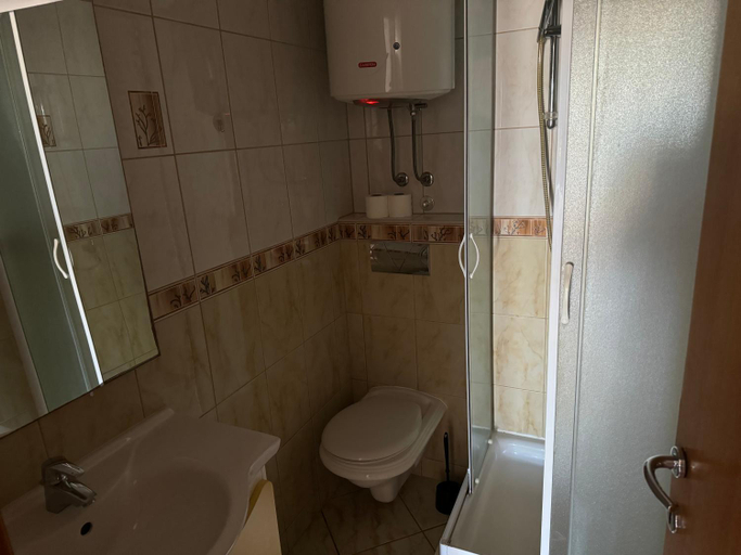 Others 4, Villa Inoma, Makarska