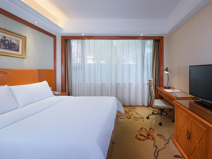 Bedroom 2, Vienna Hotel Guangzhou Zengcheng Xintang Shacun Metro Station, Guangzhou