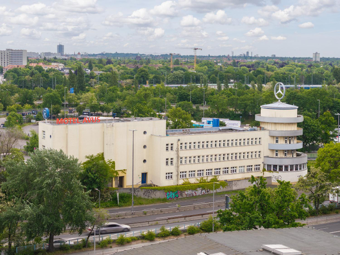 Others 5, Hotel und Rasthof AVUS, Berlin