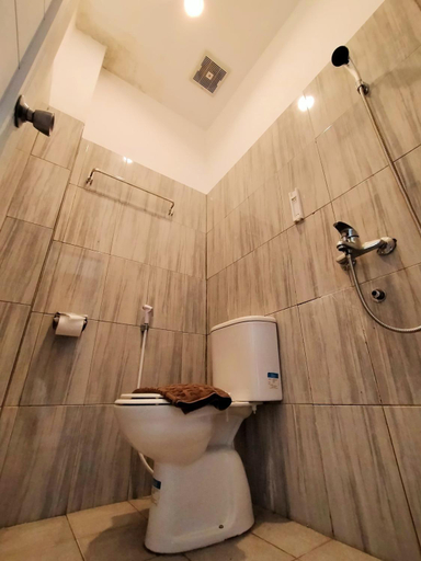 Bathroom, Rayana Resort, Malang