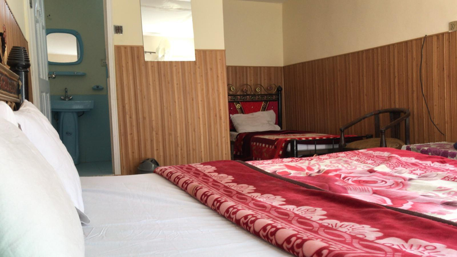 Others 3, Hidden valley lake resort, Northern Areas
