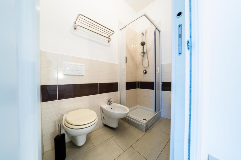 Shower 4, Eulalia Bnb Alghero, Sassari