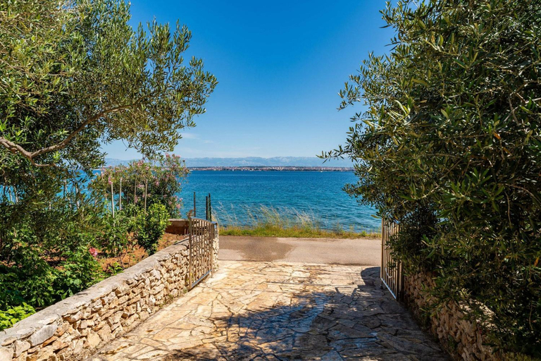 Others 4, Apartment by the sea and with beautiful view, 2 bedrooms, 4 persons, Preko