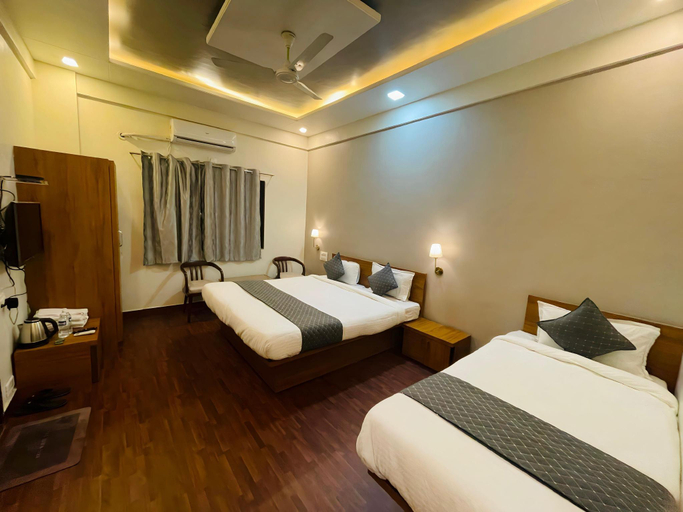 Bedroom 2, Hotel SP Majestic , Solapur