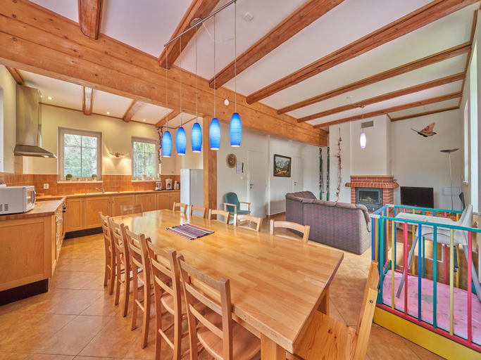 Others 2, Spacious Mountain Retreat, Trutnov