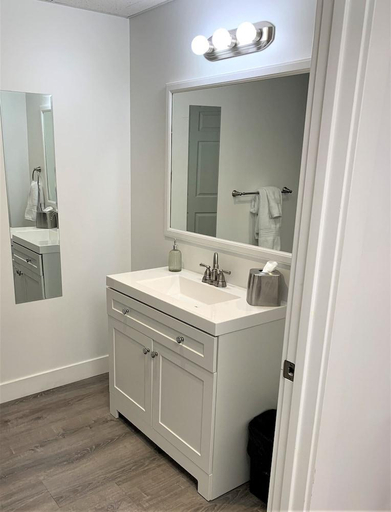 Bathroom 4, The Outpost, Gallatin