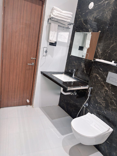 Bathroom 5, BUDDHA HERITAGE RESORT, Gaya