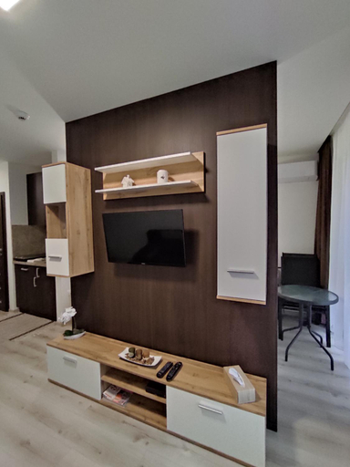 Others 5, Apartmany Meghan, Nové Zámky