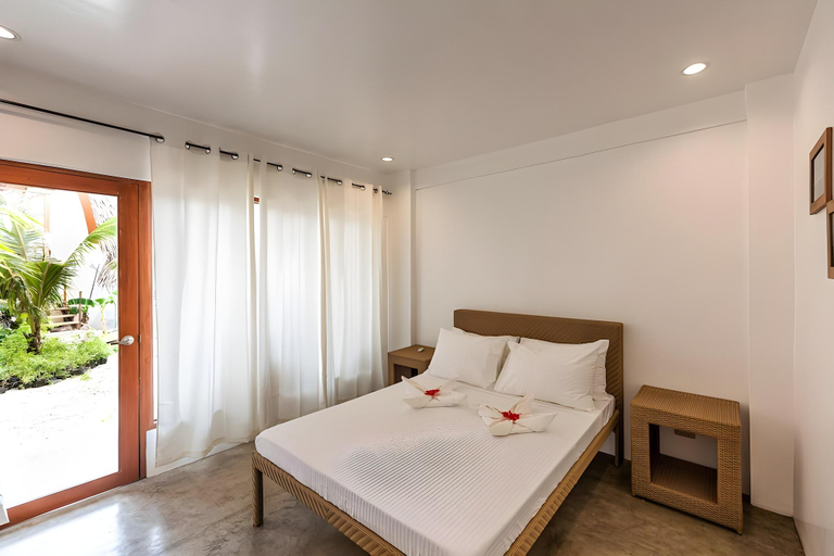 Bedroom 2, Tropical Temple Siargao Resort, General Luna
