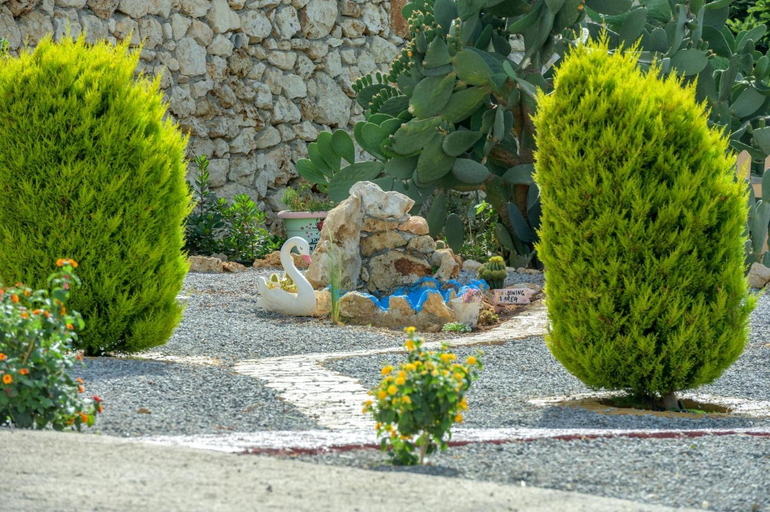 Others 5, Villa Araucaria private pool, Jacuzzi, Seaview, Crete