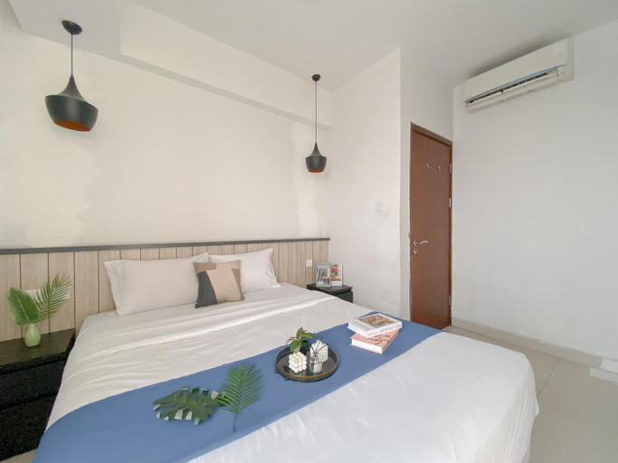 Bedroom 2, Luxurious 2BR at West Vista Apartment By Travelio, West Jakarta