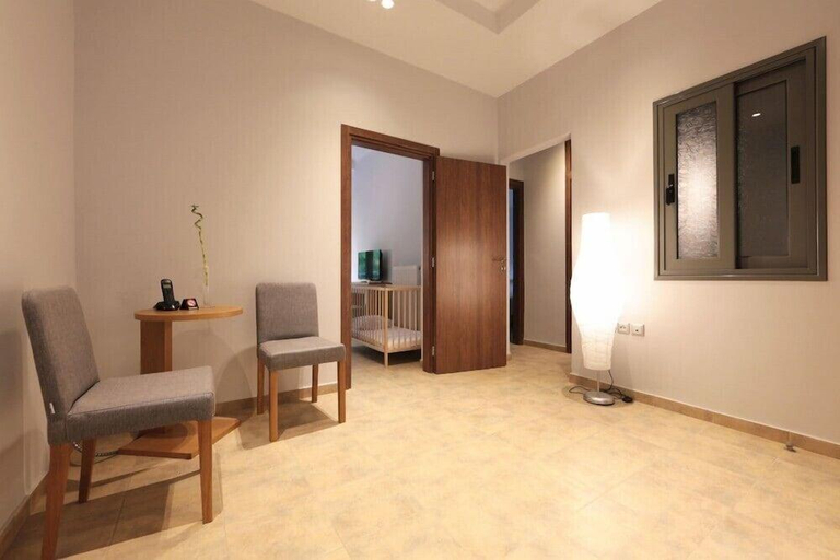 Others 5, Meni Apartments, Attica
