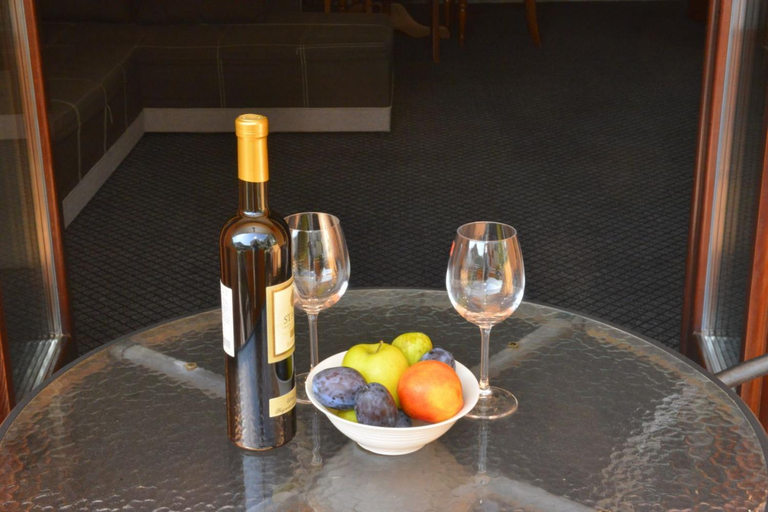 Food & Drinks, D apartment