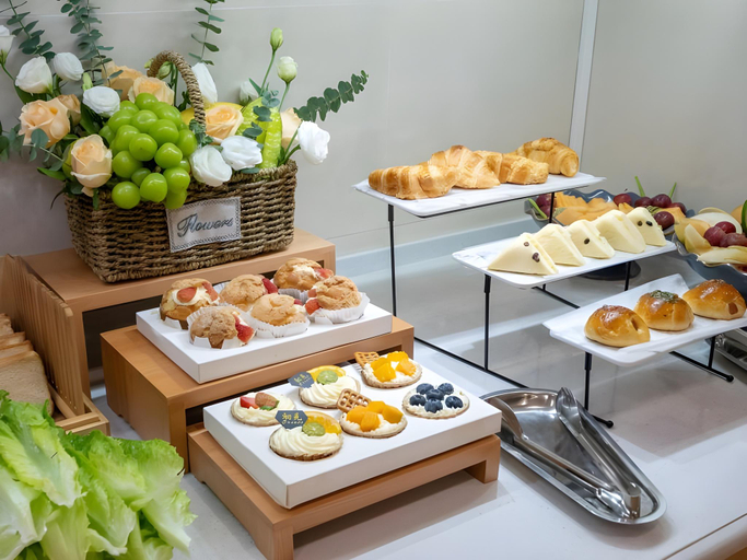 Food & Drinks 5, GreenTree Inn Hongjin Market Yide, Yulin