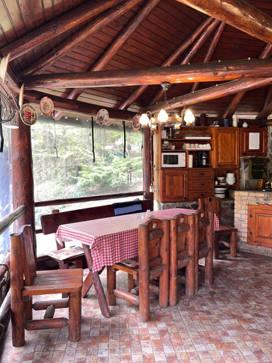 Food & Drinks, Casa de vacanta Trei Zane, Sovata