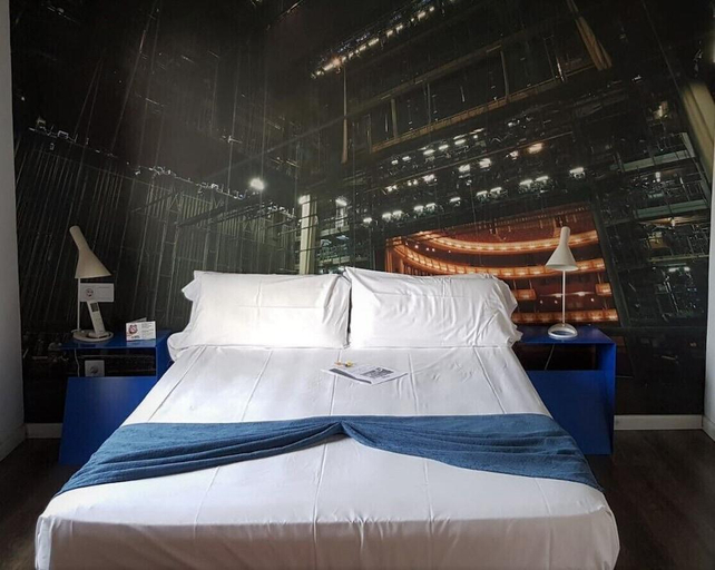 Bedroom 3, Casual del Teatro Madrid, Madrid