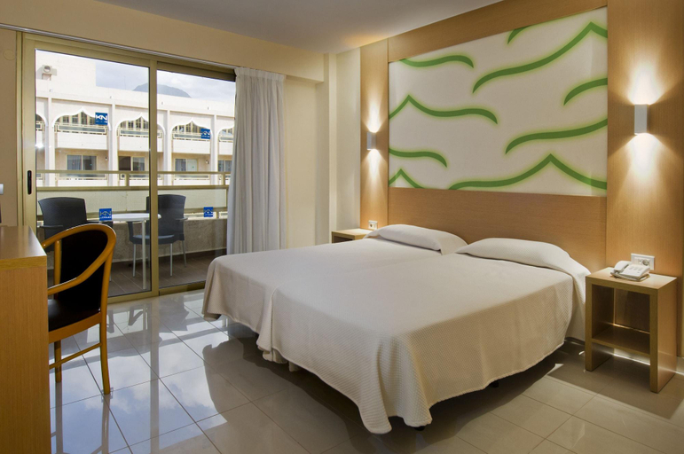 Bedroom 3, Kn Aparthotel Columbus, Santa Cruz de Tenerife