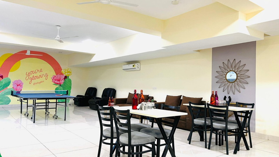 Restaurant 2, OLIVE Service Apartments Golf Course Road Gurgaon, Gurgaon