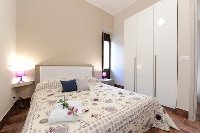 3, A Casa Do Monucu, Catania