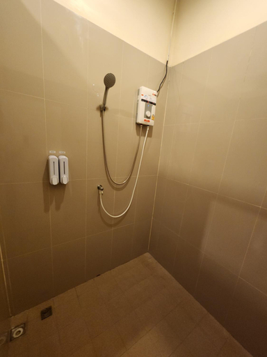 Bathroom 3, SKYPEARL Guesthouse & Café, Ko Phangan