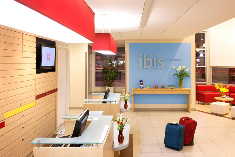 Public Area 1, ibis Santiago Providencia., Santiago
