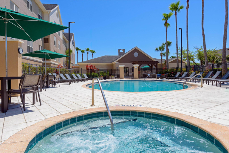 Sport & Beauty 5, Homewood Suites by Hilton Orlando-UCF Area, Orange