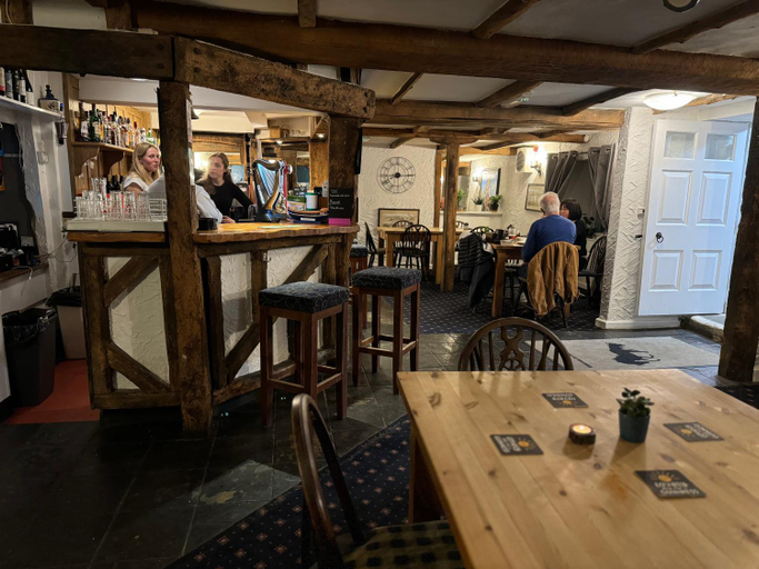 Food & Drinks 4, The Black Horse Inn, Gloucestershire