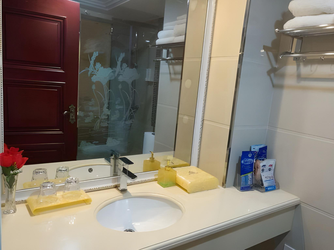 Bathroom 3, Bamboo Hotel, Kaohsiung