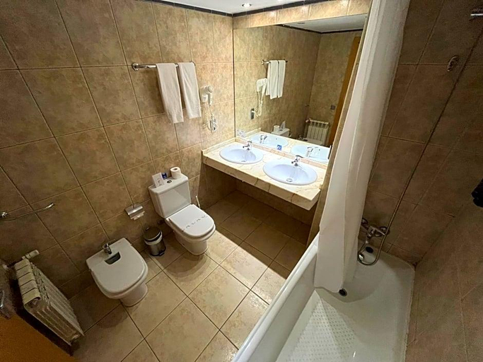 Bathroom 4, Segle XX