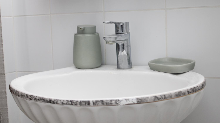 Bathroom 4, StudioAretiCom Studio to rent in FRONT the lovely SEA fully equipped plagiastudioseu, Central Macedonia