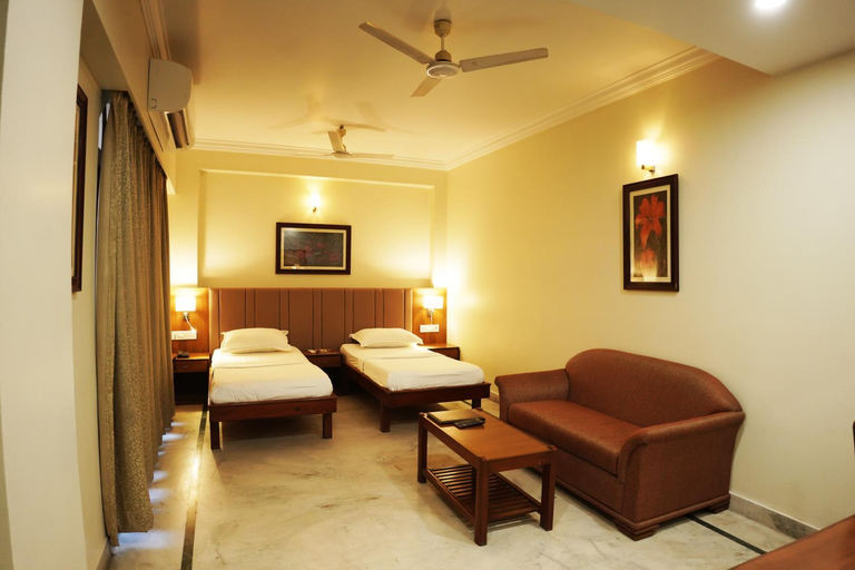 Bedroom 4, Hotel Sandhu Palace, Jodhpur