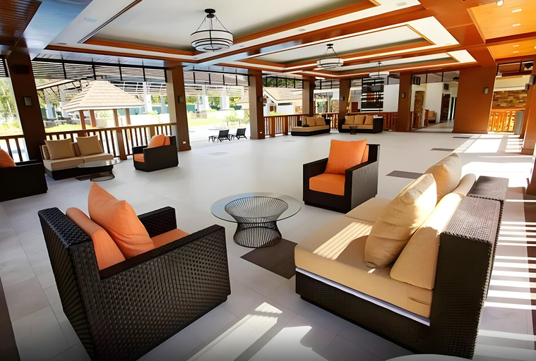 Others 5, Dreamy 2BR Condo w/ Golf Course View - NO PARKING, Cebu City