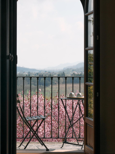 Others 4, Villa La Madonna, Asti