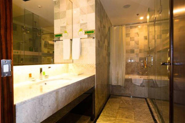 Bathroom 3, Vienna International Hotel Yangzhou Wanda Plaza Libao, Yangzhou