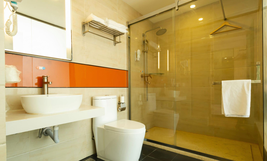 Bathroom 3, 7 Days Premium Zibo Huantai Xinyu Building, Zibo