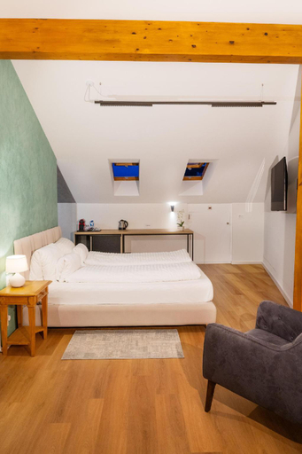 Bedroom 3, Boutique Hotel OchSen, Sarganserland