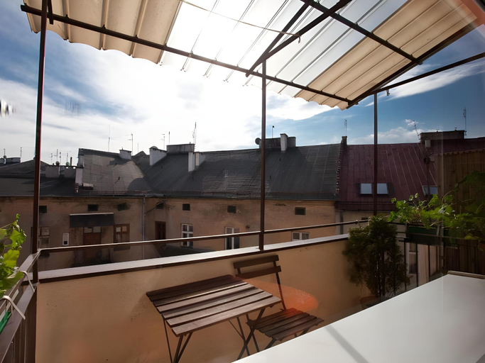 Others 5, Irish 2 Bedroom Modern Apartment, Kraków City