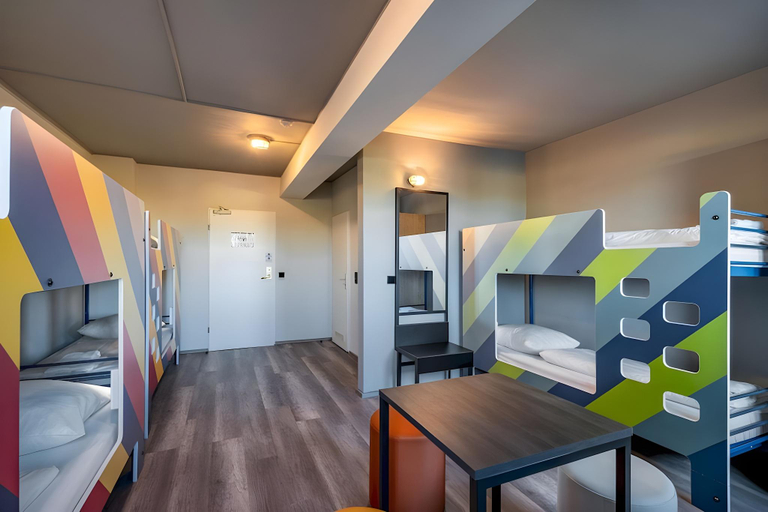 Bedroom 4, a&o Berlin Kolumbus, Berlin