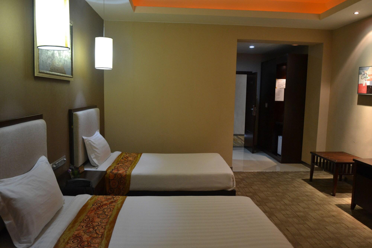 Bedroom 2, Kololo Courts Hotel And Restaurant, Kampala