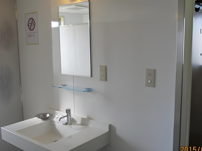Bathroom 2, Business Hotel Oise, Nagoya