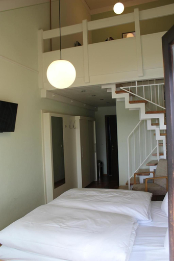 Bedroom 2, Gasthof - Pension Kramerhof, Schwandorf